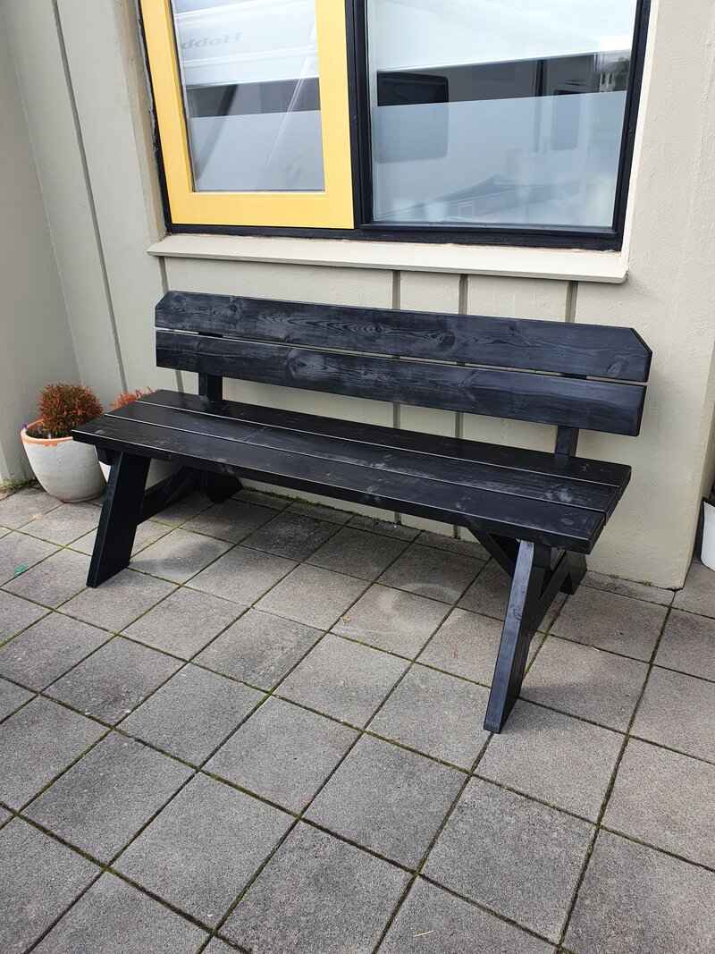 Útibekkur Útibekkur fyrir garða og leiksvæði